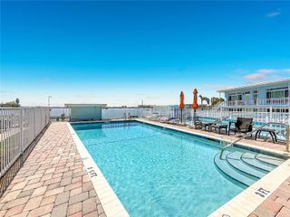 1840 SHORE DRIVE S 5, South Pasadena, FL 33707