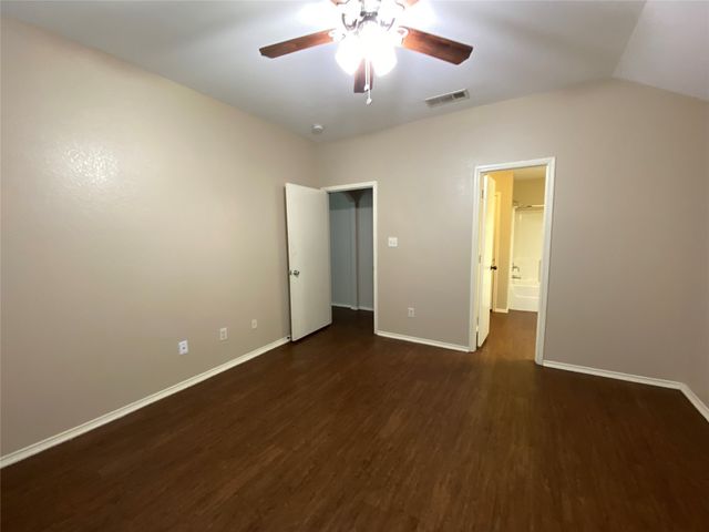 4233 Andrea Lane, Forest Hill, TX 76119