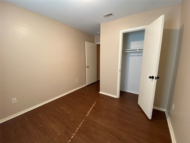 4233 Andrea Lane, Forest Hill, TX 76119