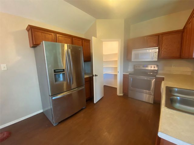 4233 Andrea Lane, Forest Hill, TX 76119
