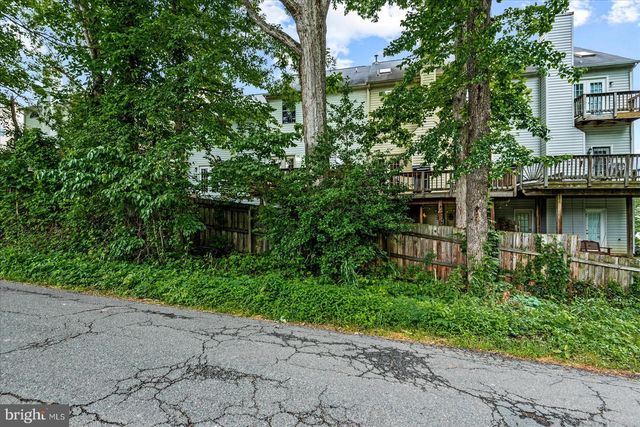 506 BEN NEUIS, Fredericksburg, VA 22405