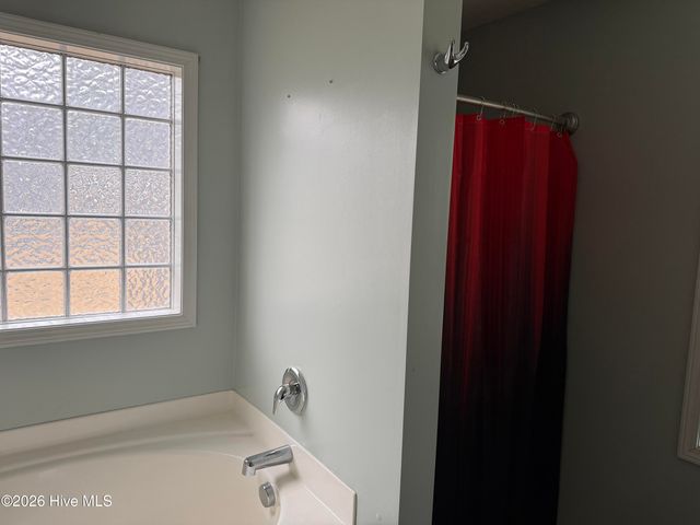 109 Hidden Hollow Drive, Richlands, NC 28574