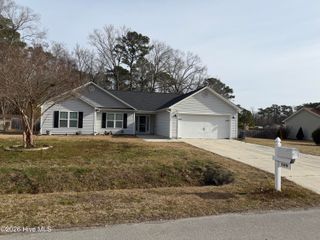 109 Hidden Hollow Drive, Richlands, NC 28574