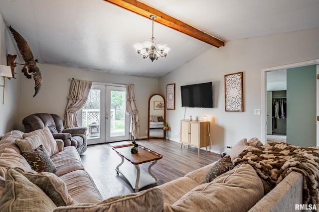 1126 SYCAMORE Road, Carterville, IL 62918