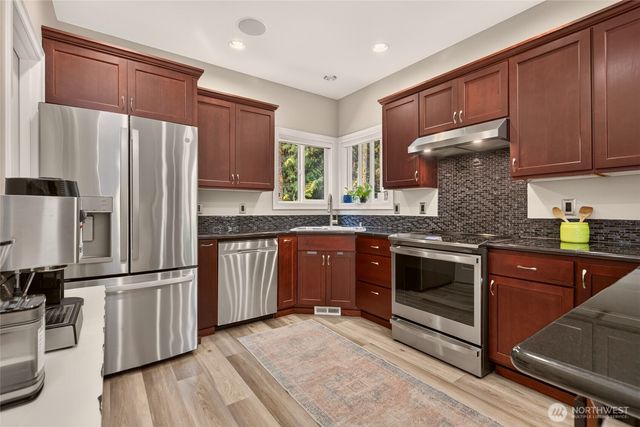 6448 SE Skycrest Lane, Port Orchard, WA 98366
