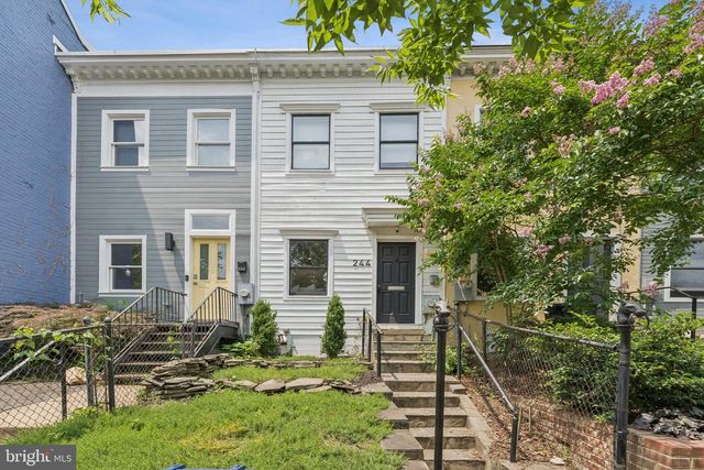 244 10TH ST NE, Washington, DC 20002