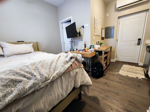 1409 W Diversey Parkway 203, Chicago, IL 60614