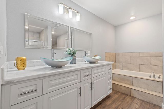 209 Crater Ave, Modesto, CA 95351