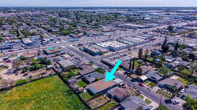209 Crater Ave, Modesto, CA 95351