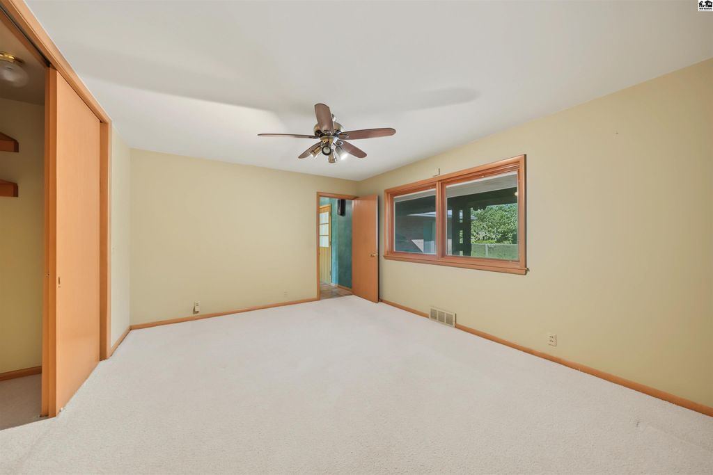 534 Upper Mill Hts Dr