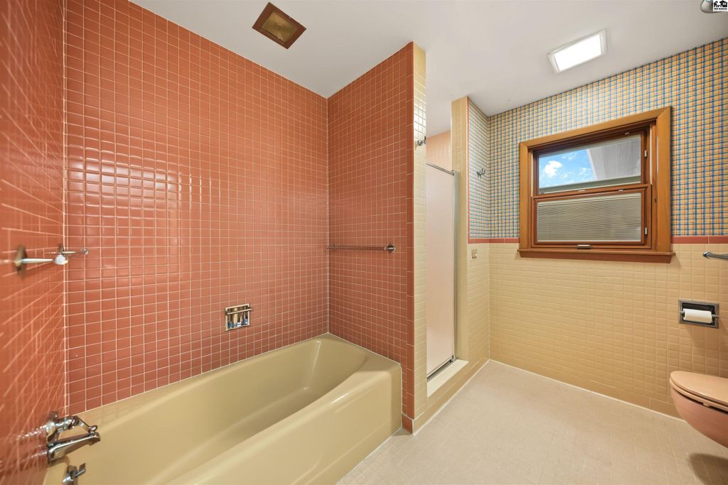 534 Upper Mill Hts Dr