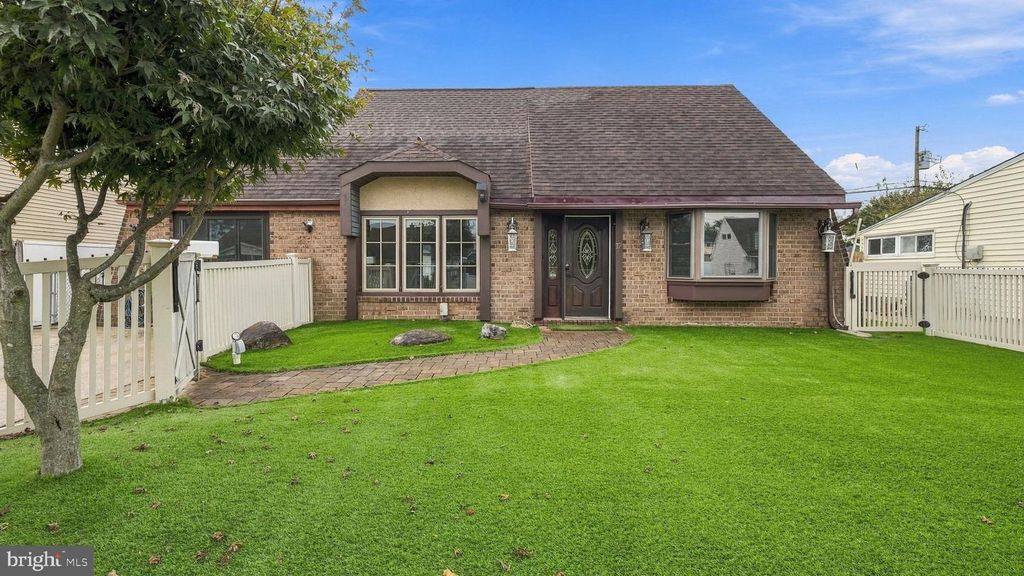 17 JOLLY LN, LEVITTOWN, PA 19055 — photo 4