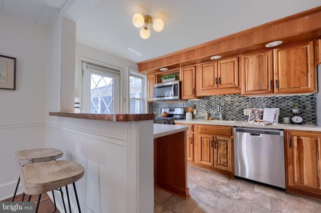 1026 W ROSS ST, Lancaster, PA 17603