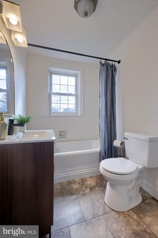 1026 W ROSS ST, Lancaster, PA 17603