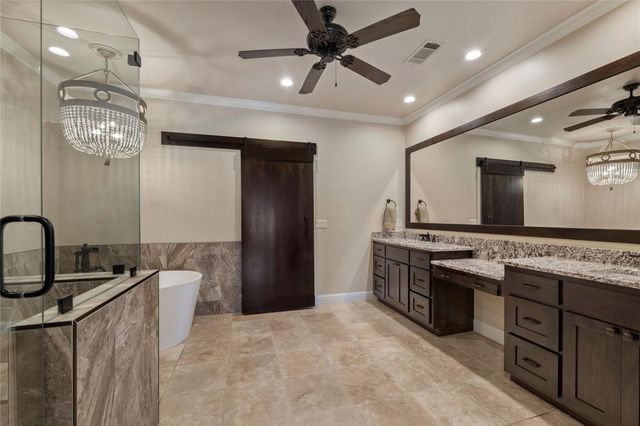 102 Voca, Horseshoe Bay, TX 78657