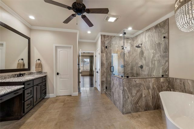 102 Voca, Horseshoe Bay, TX 78657