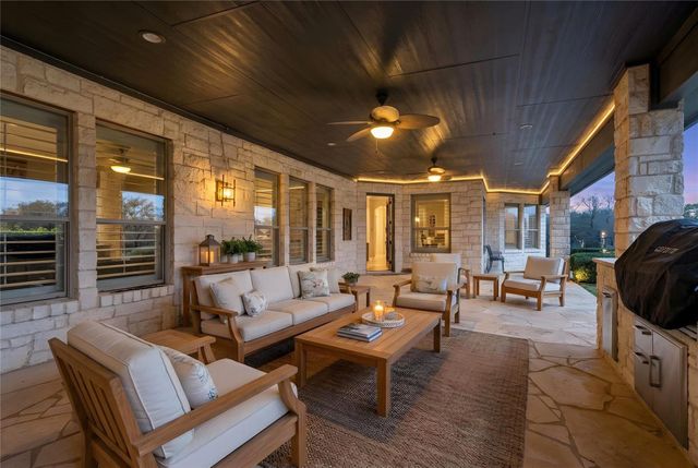 102 Voca, Horseshoe Bay, TX 78657