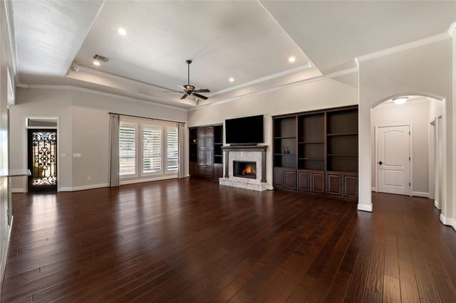 102 Voca, Horseshoe Bay, TX 78657