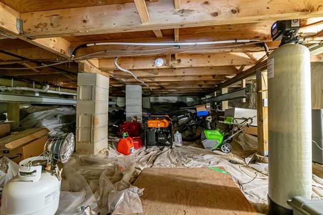 202 Alton Shores Road, Alton, NH 03810