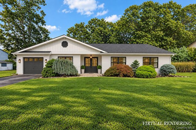 9 Groton Lane, Coram, NY 11727