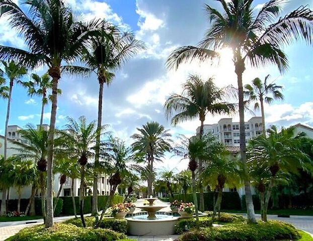 3594 S Ocean Boulevard 302, Highland Beach, FL 33487