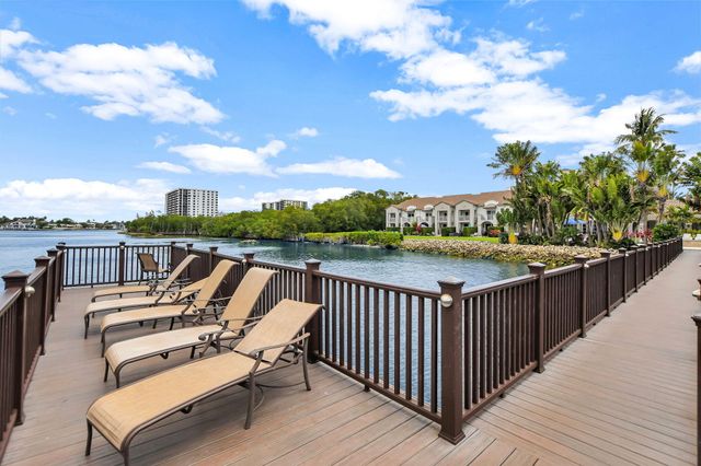 3594 S Ocean Boulevard 302, Highland Beach, FL 33487