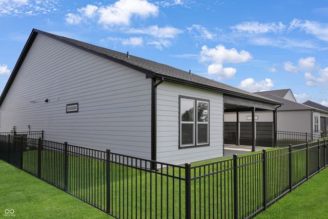 7419 Legends Way, Whitestown, IN 46075