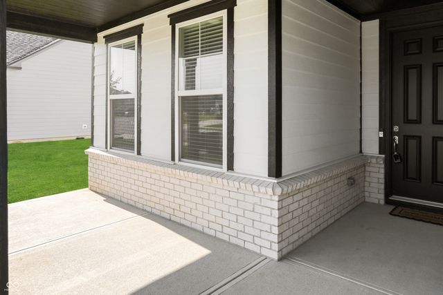 7419 Legends Way, Whitestown, IN 46075