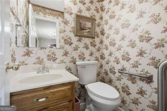 583 Avondale Drive, Rocky Face, GA 30740