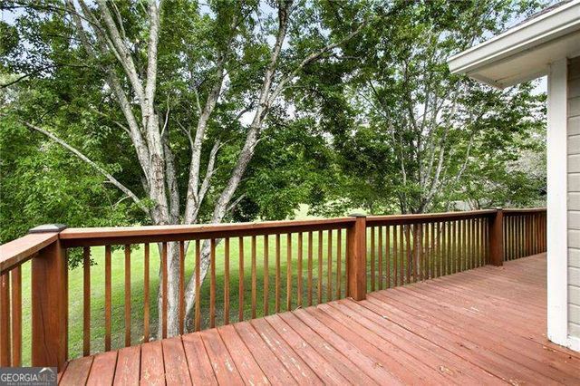 583 Avondale Drive, Rocky Face, GA 30740
