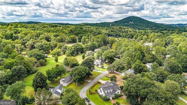 583 Avondale Drive, Rocky Face, GA 30740