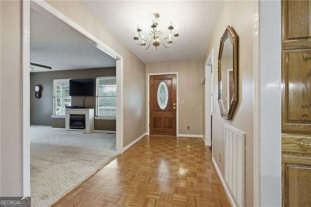583 Avondale Drive, Rocky Face, GA 30740