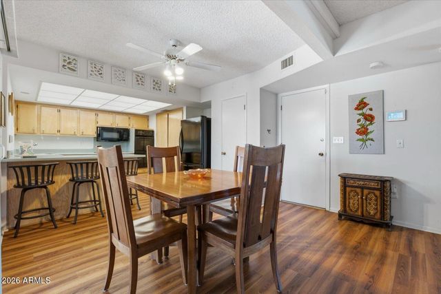 11193 W THUNDERBIRD Boulevard, Sun City, AZ 85351