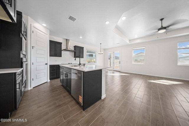 1064 San Cristobal Drive, Las Cruces, NM 88012