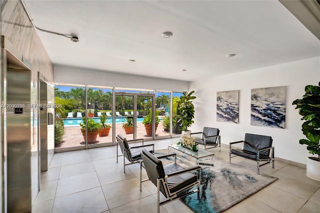 401 Golden Isles Dr 801, Hallandale Beach, FL 33009