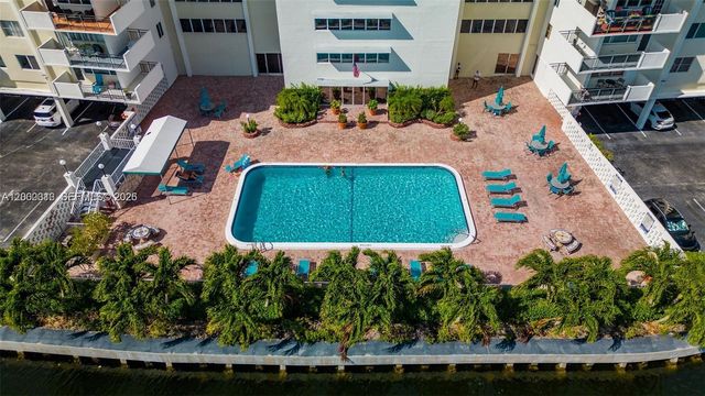 401 Golden Isles Dr 801, Hallandale Beach, FL 33009