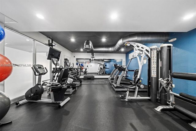 401 Golden Isles Dr 801, Hallandale Beach, FL 33009