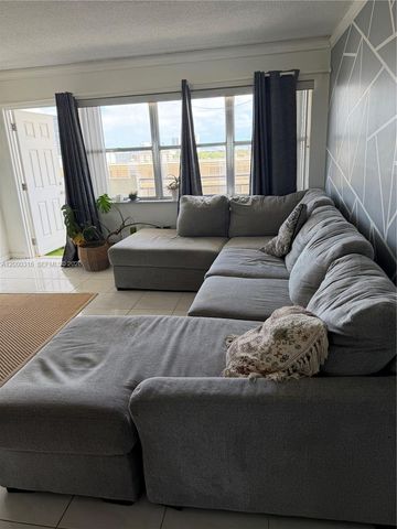 401 Golden Isles Dr 801, Hallandale Beach, FL 33009