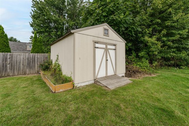 2303 Sagebrush Street, Kalamazoo, MI 49006