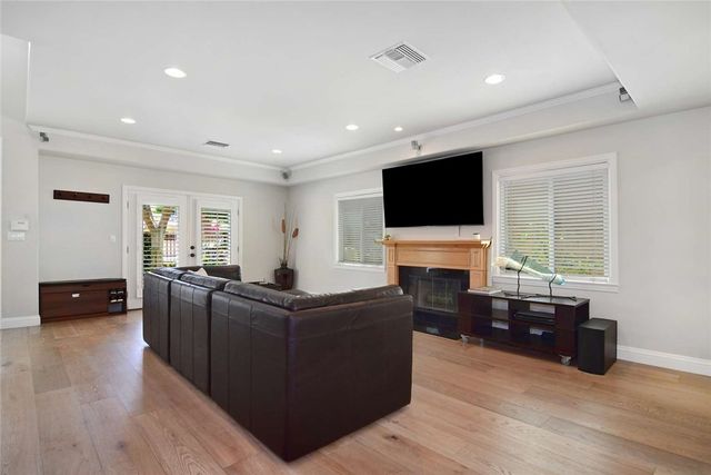 4941 Aqueduct Avenue, Encino (los Angeles), CA 91436