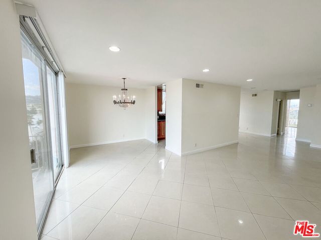100 S Doheny Drive 920, Los Angeles, CA 90048