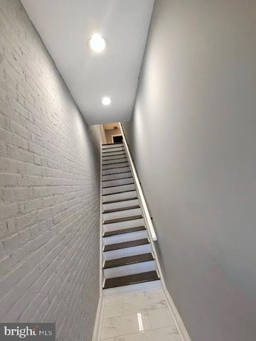 521 H ST NE, Washington, DC 20002