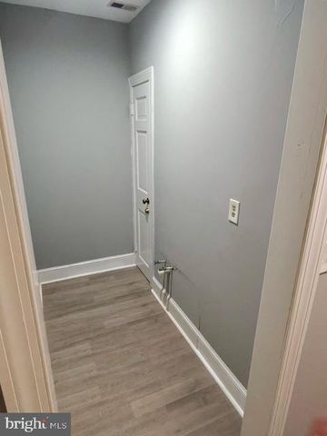 521 H ST NE, Washington, DC 20002