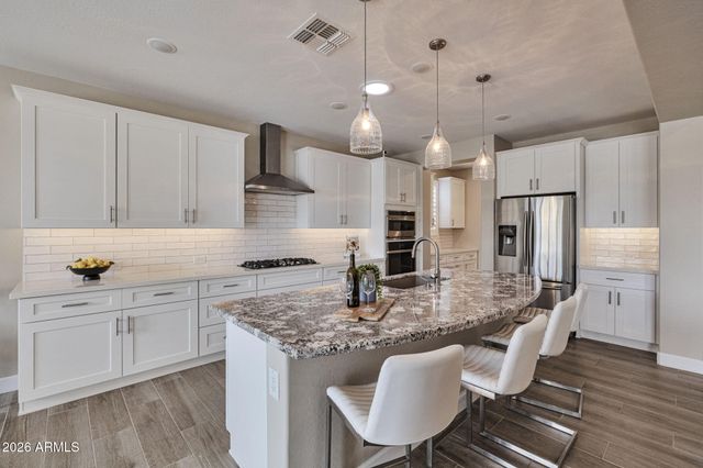 16469 W CATALINA Drive, Goodyear, AZ 85395