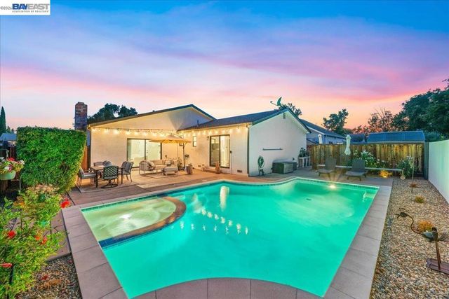586 Colusa Way, Livermore, CA 94551