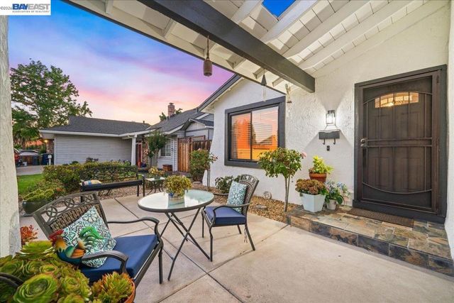 586 Colusa Way, Livermore, CA 94551
