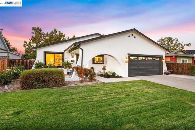 586 Colusa Way, Livermore, CA 94551