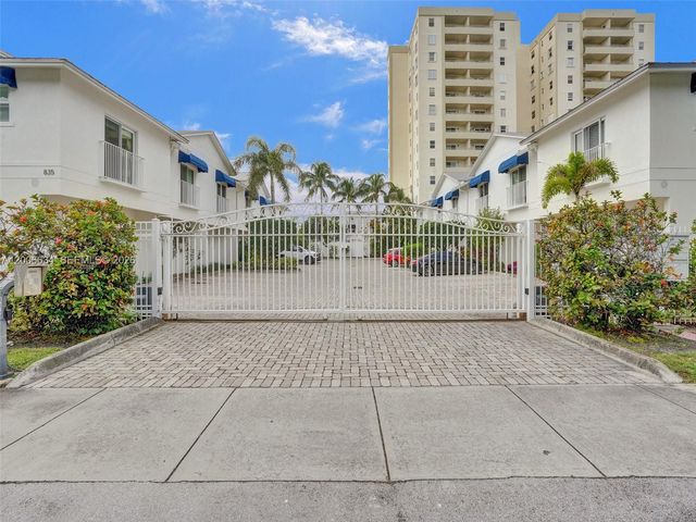 835 NE 19th Ave 10, Fort Lauderdale, FL 33304