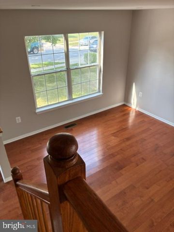 8403 BRANCHWOOD CIR, Clinton, MD 20735