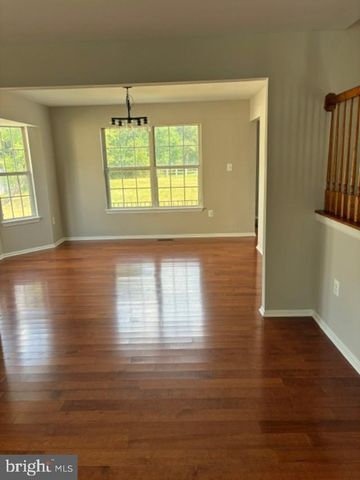 8403 BRANCHWOOD CIR, Clinton, MD 20735